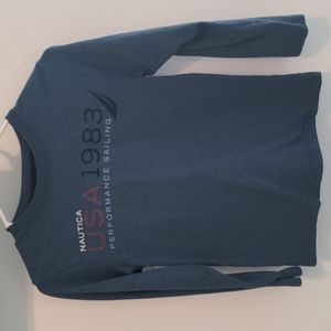 COPY - Long sleeve shirt. Boys size 8